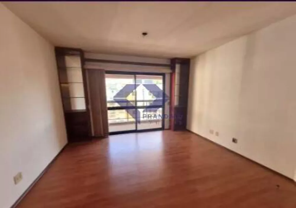 Apartamento à venda com 4 quartos, 128m² - Foto 2