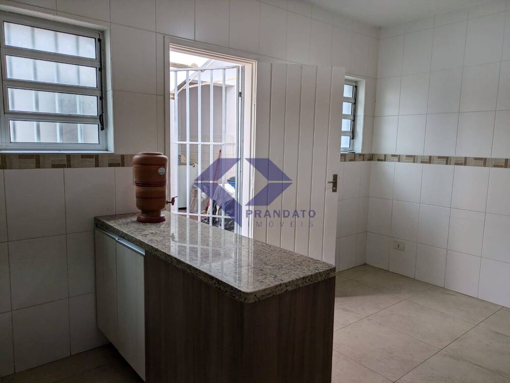 Casa à venda com 3 quartos, 159m² - Foto 2