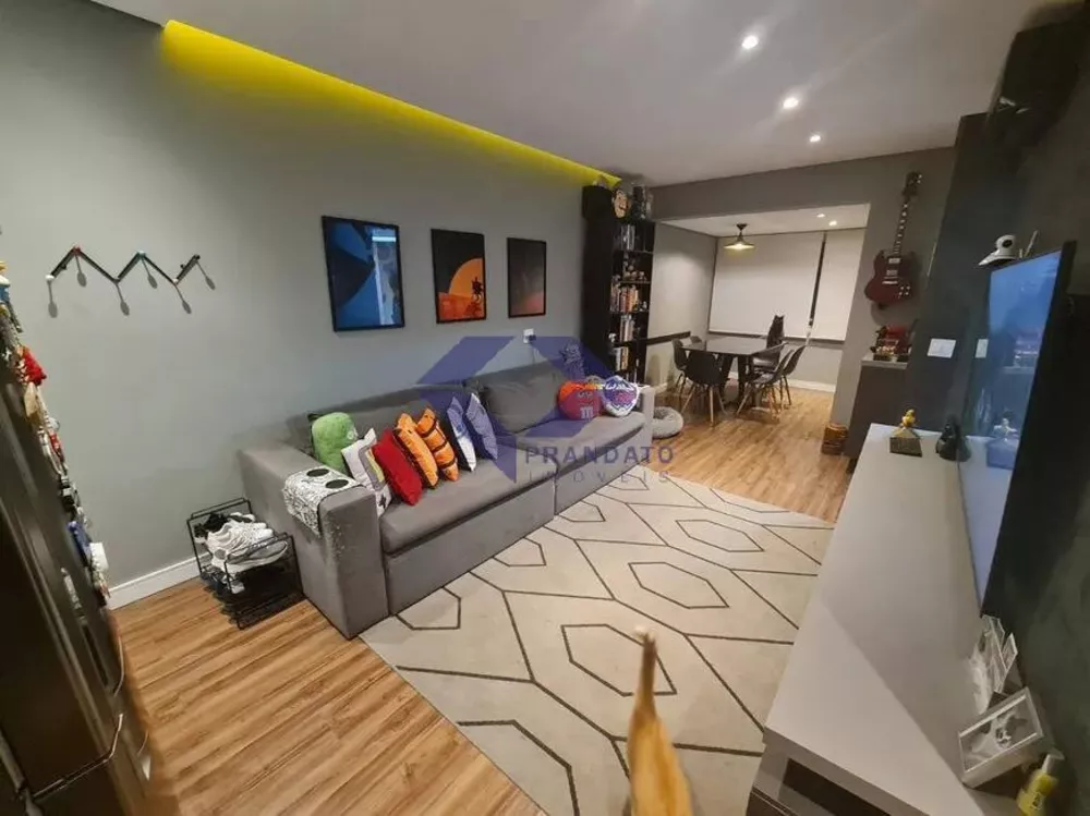 Apartamento à venda com 2 quartos, 60m² - Foto 1