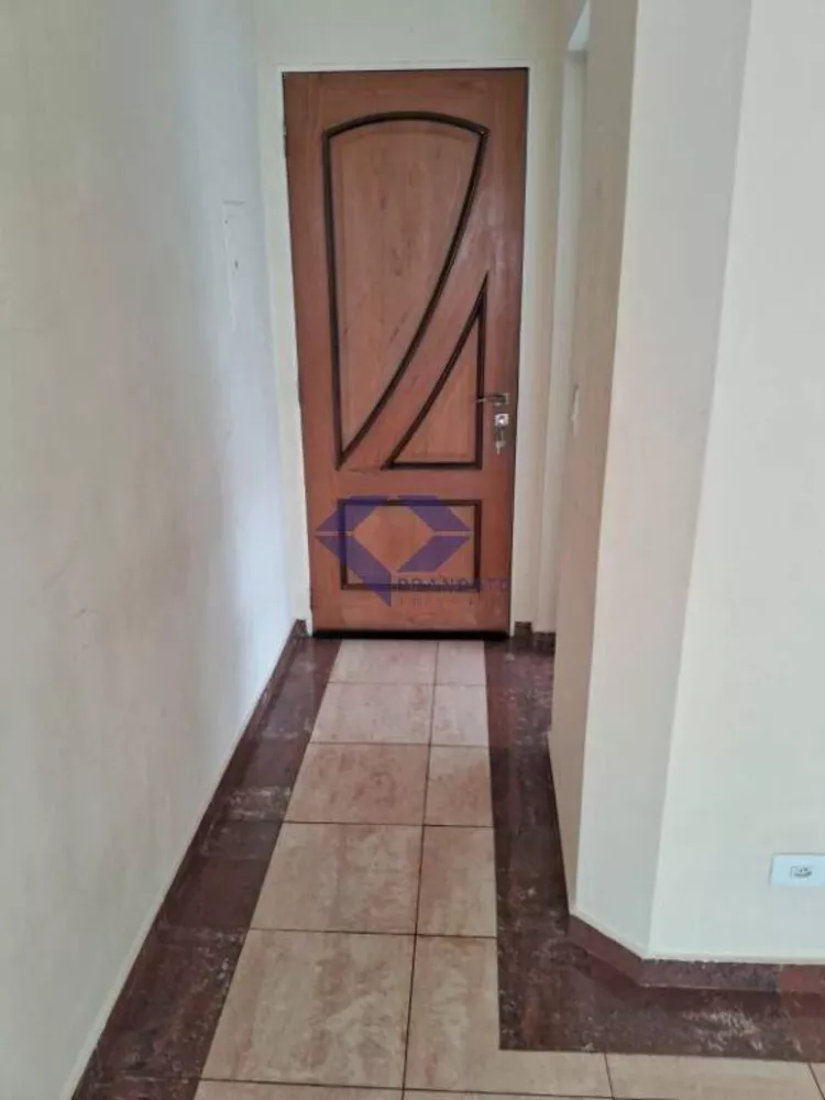 Apartamento à venda com 2 quartos, 68m² - Foto 3