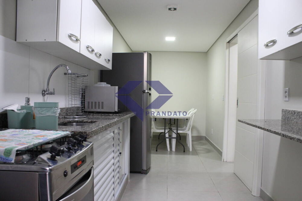 Casa, 3 quartos, 210 m² - Foto 4