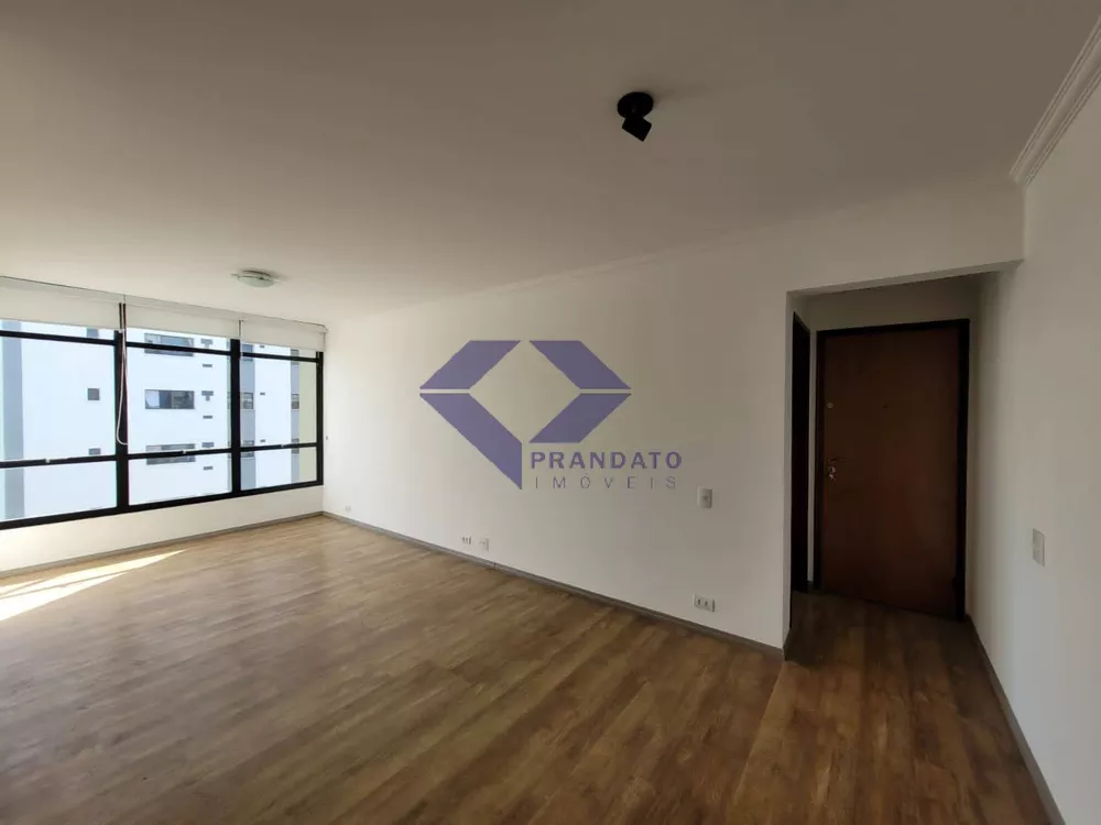 Apartamento à venda com 3 quartos, 106m² - Foto 2