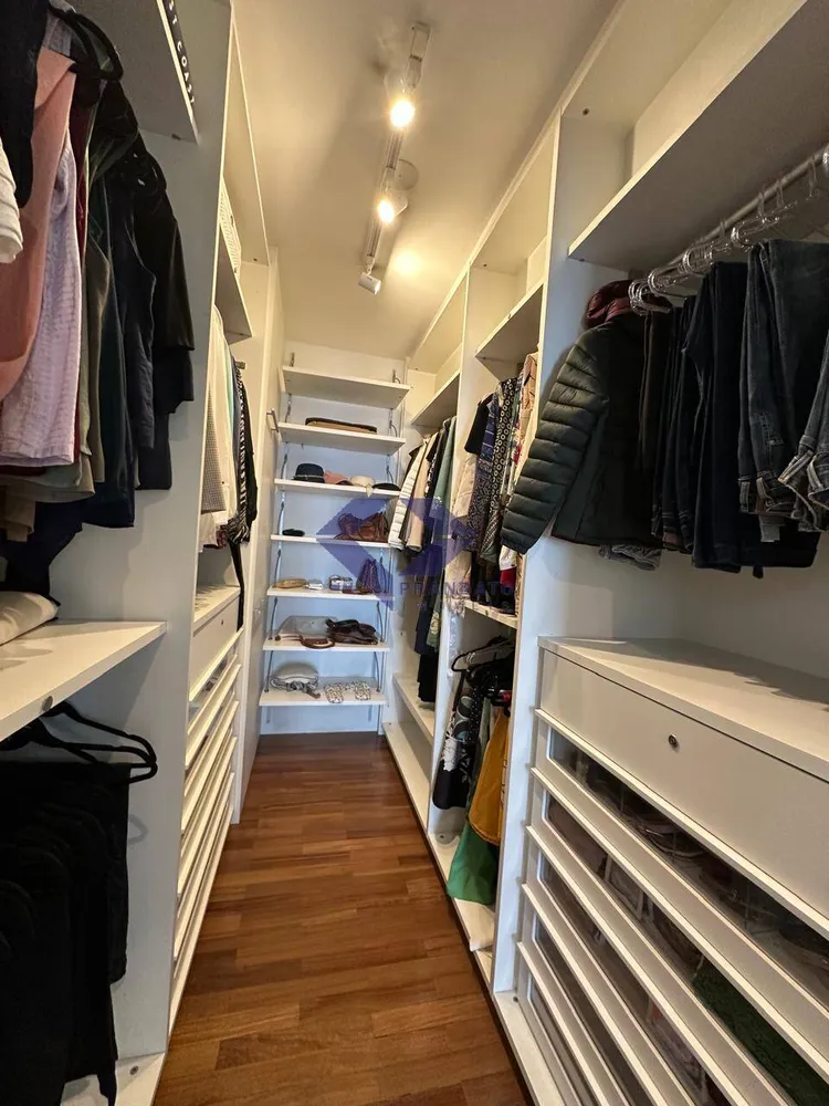 Apartamento, 4 quartos, 216 m² - Foto 11