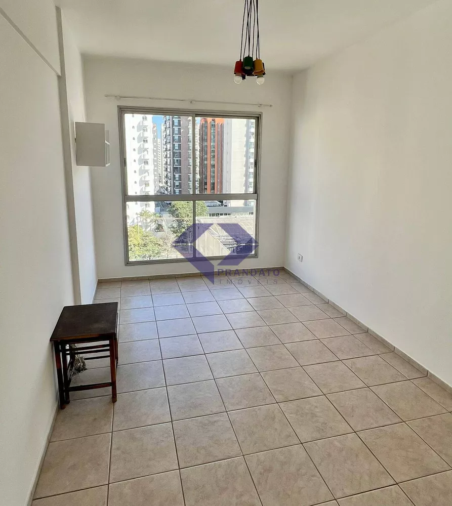 Apartamento à venda com 1 quarto, 40m² - Foto 2