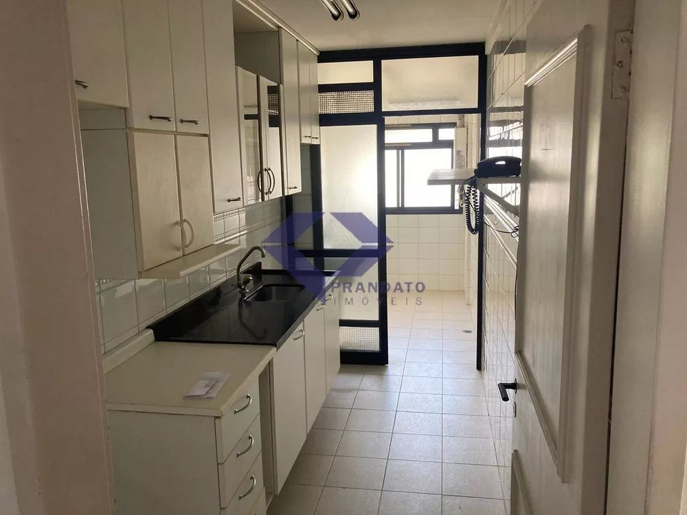 Apartamento à venda com 2 quartos, 78m² - Foto 4