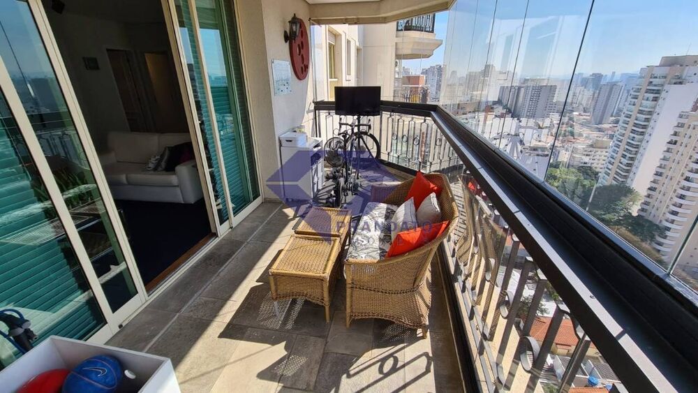 Apartamento, 3 quartos, 193 m² - Foto 1