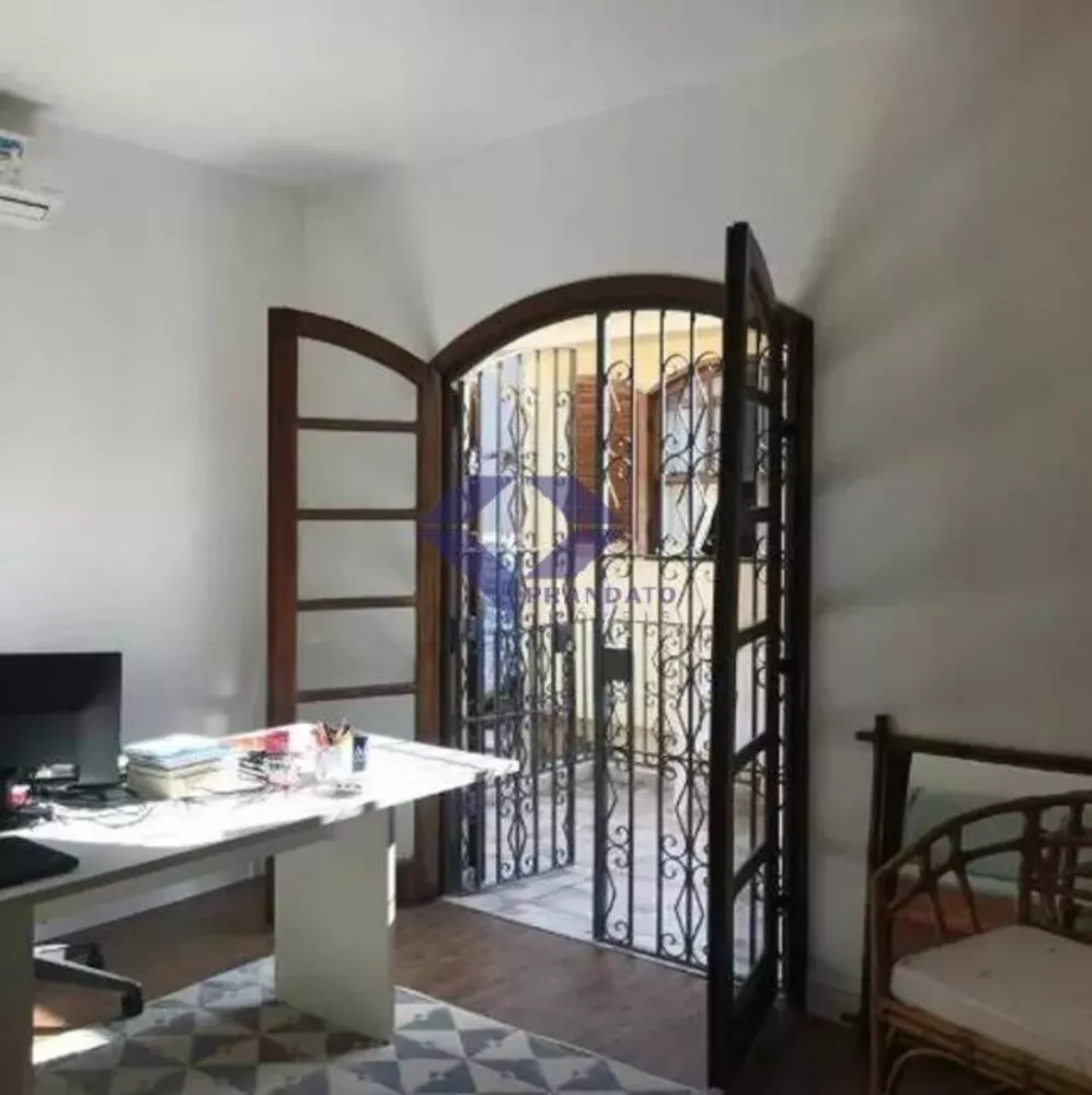 Sobrado à venda com 2 quartos, 160m² - Foto 4