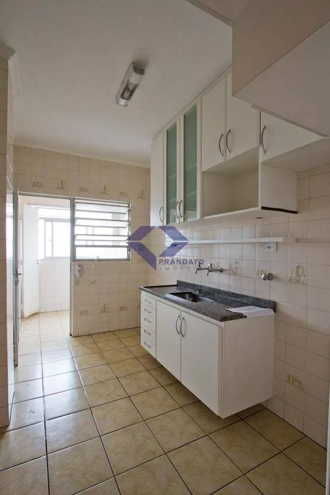 Apartamento à venda com 2 quartos, 76m² - Foto 2