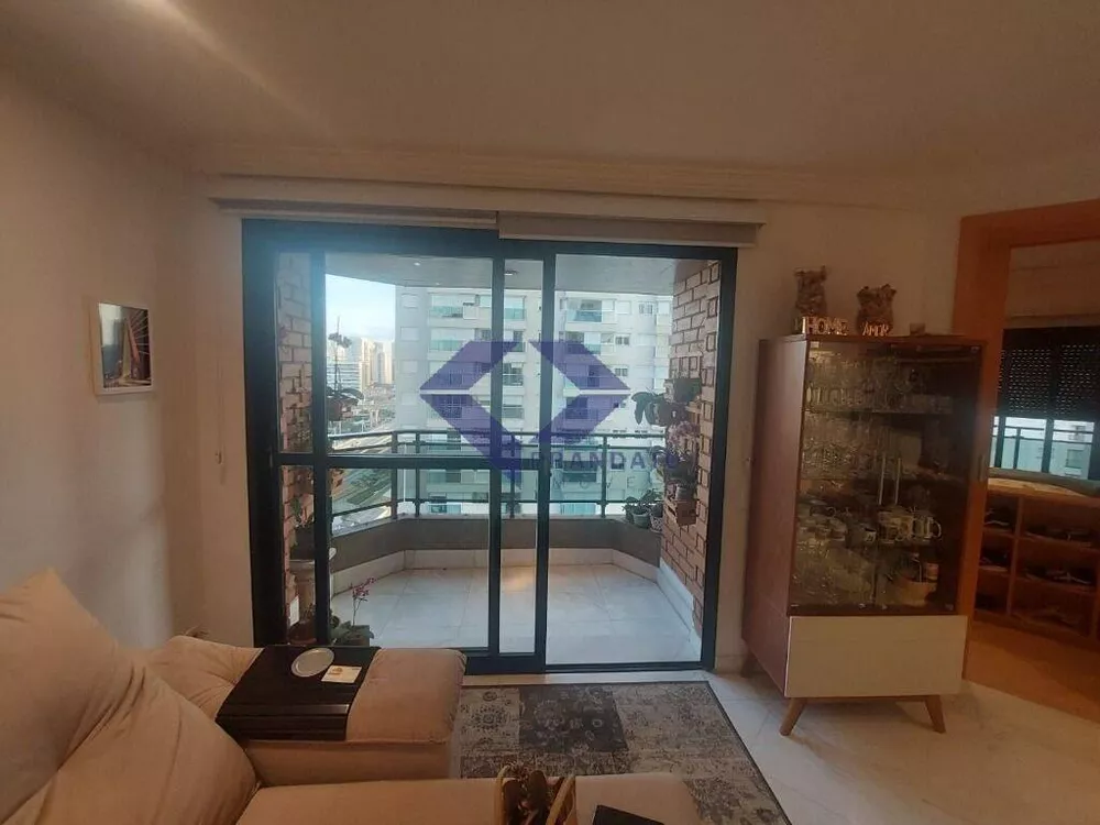 Apartamento à venda com 2 quartos, 100m² - Foto 2