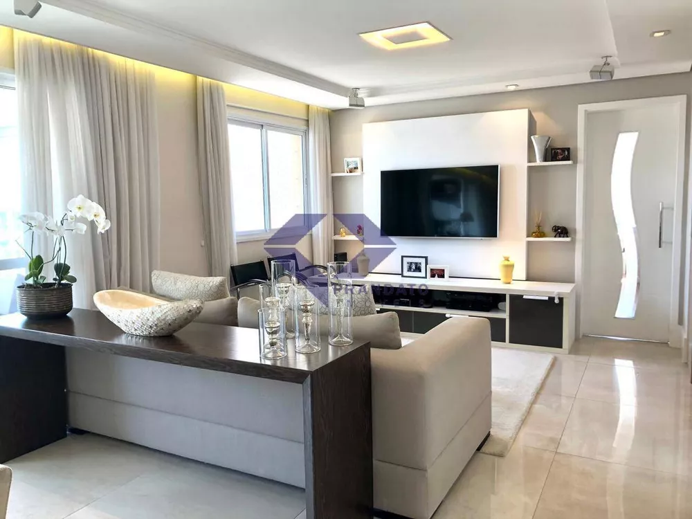 Apartamento à venda com 3 quartos, 123m² - Foto 1