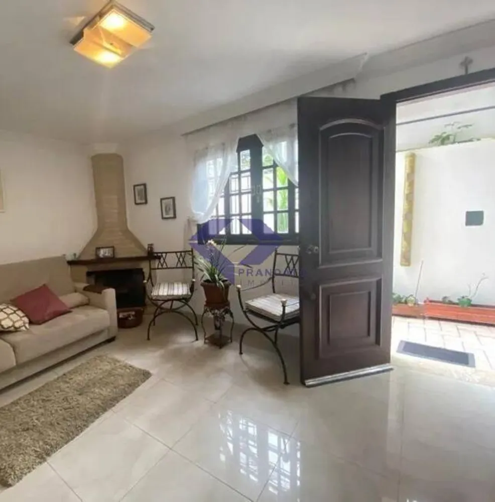 Casa, 3 quartos, 190 m² - Foto 1