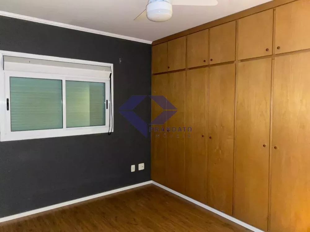 Apartamento à venda com 3 quartos, 141m² - Foto 4