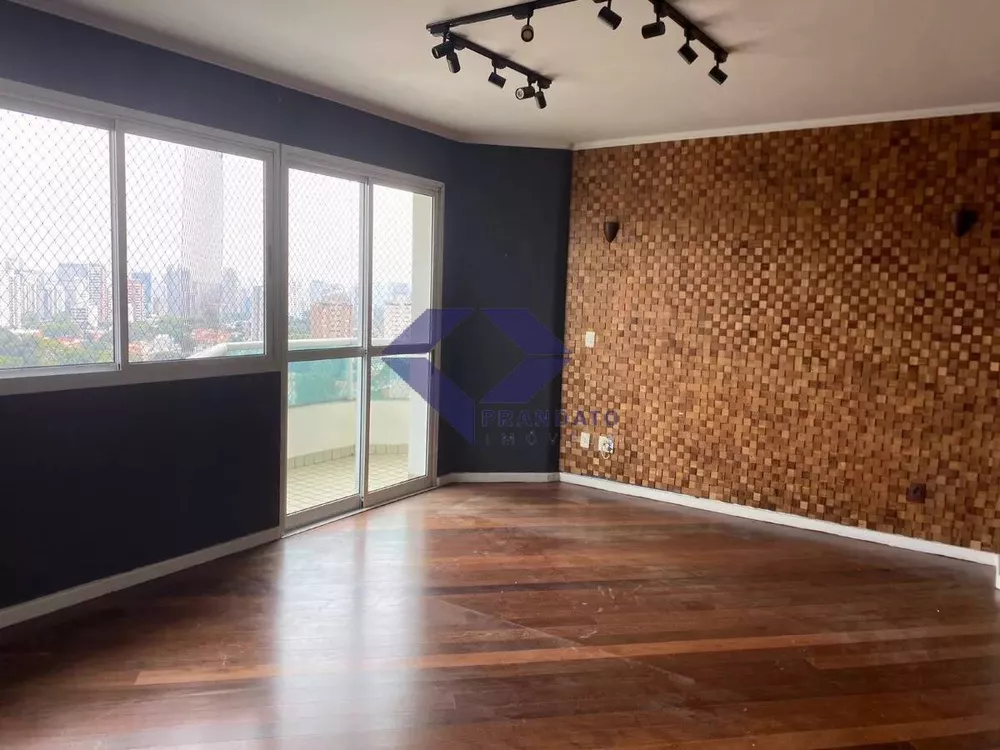 Apartamento à venda com 3 quartos, 141m² - Foto 1