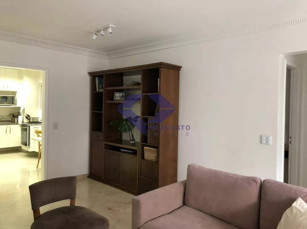 Apartamento para alugar com 4 quartos, 110m² - Foto 2