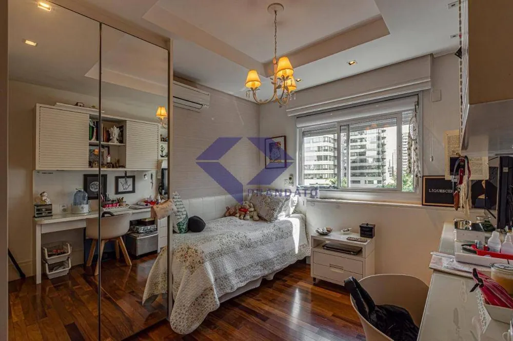 Apartamento, 4 quartos, 245 m² - Foto 12
