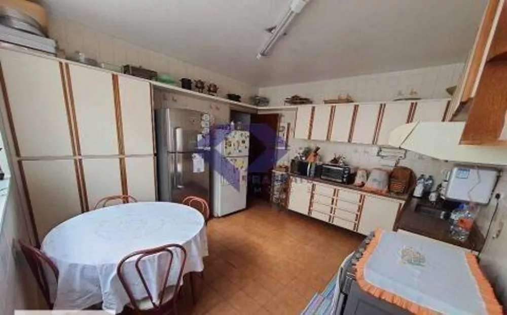 Casa à venda com 3 quartos, 195m² - Foto 4