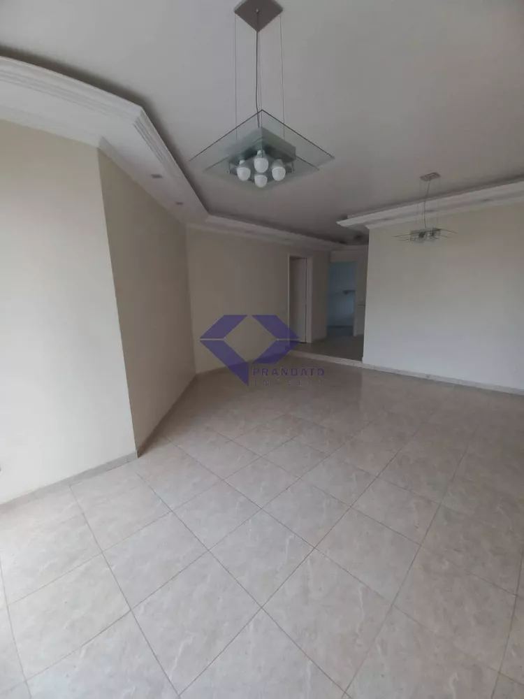 Apartamento à venda com 3 quartos, 117m² - Foto 4