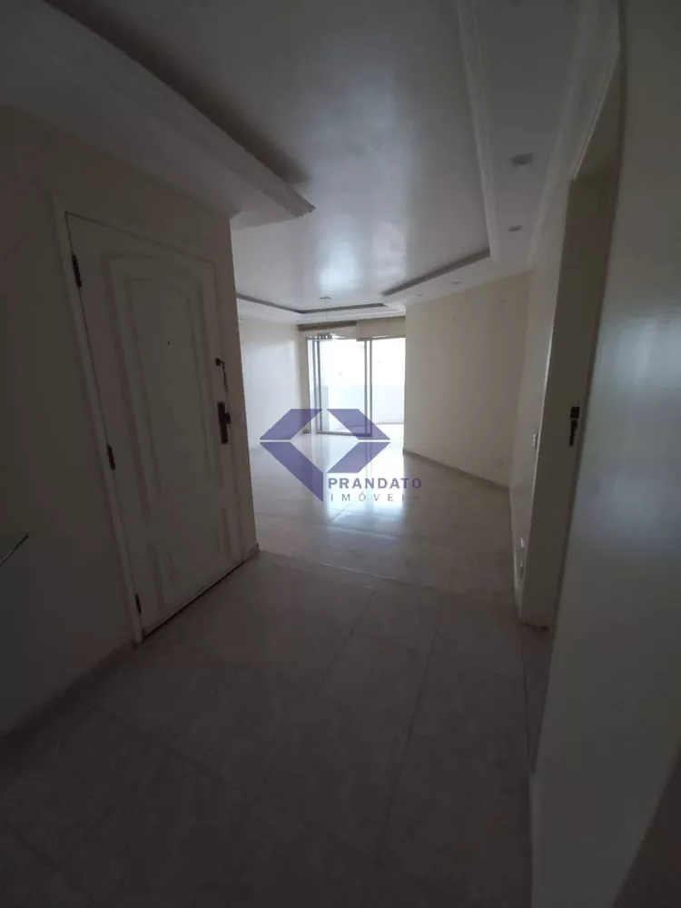 Apartamento à venda com 3 quartos, 117m² - Foto 3