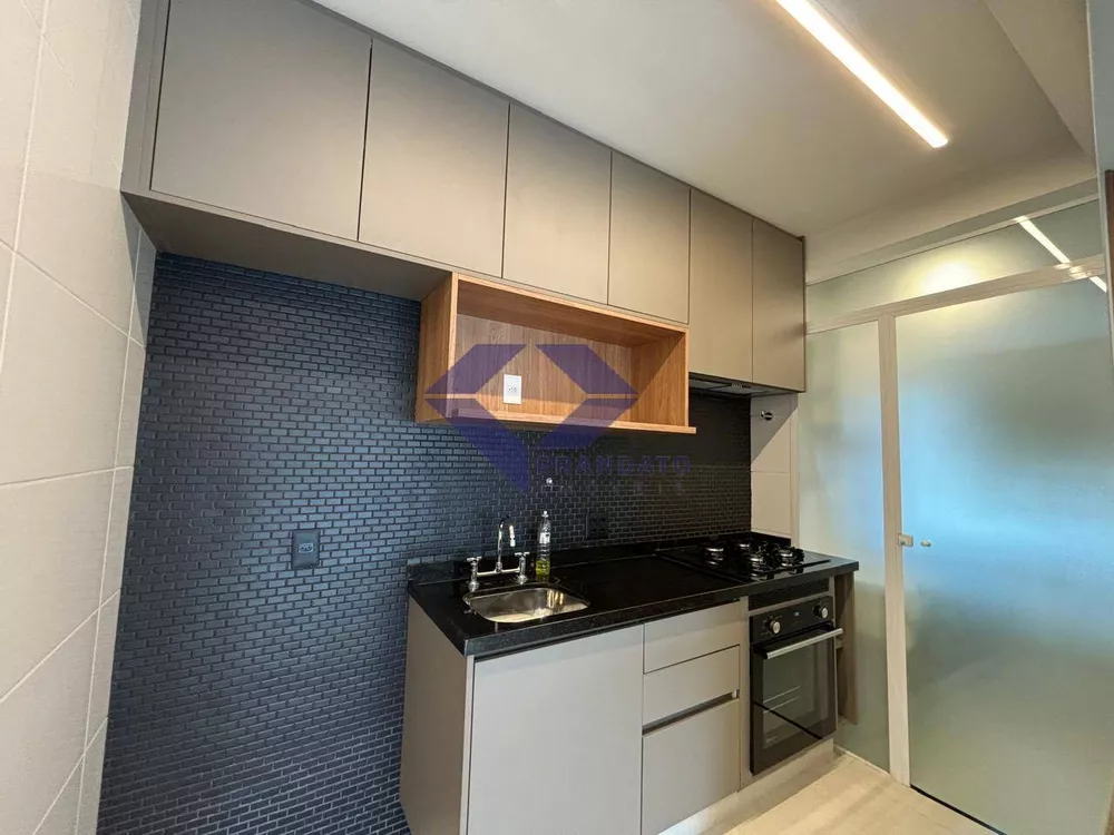 Apartamento para alugar com 2 quartos, 81m² - Foto 2