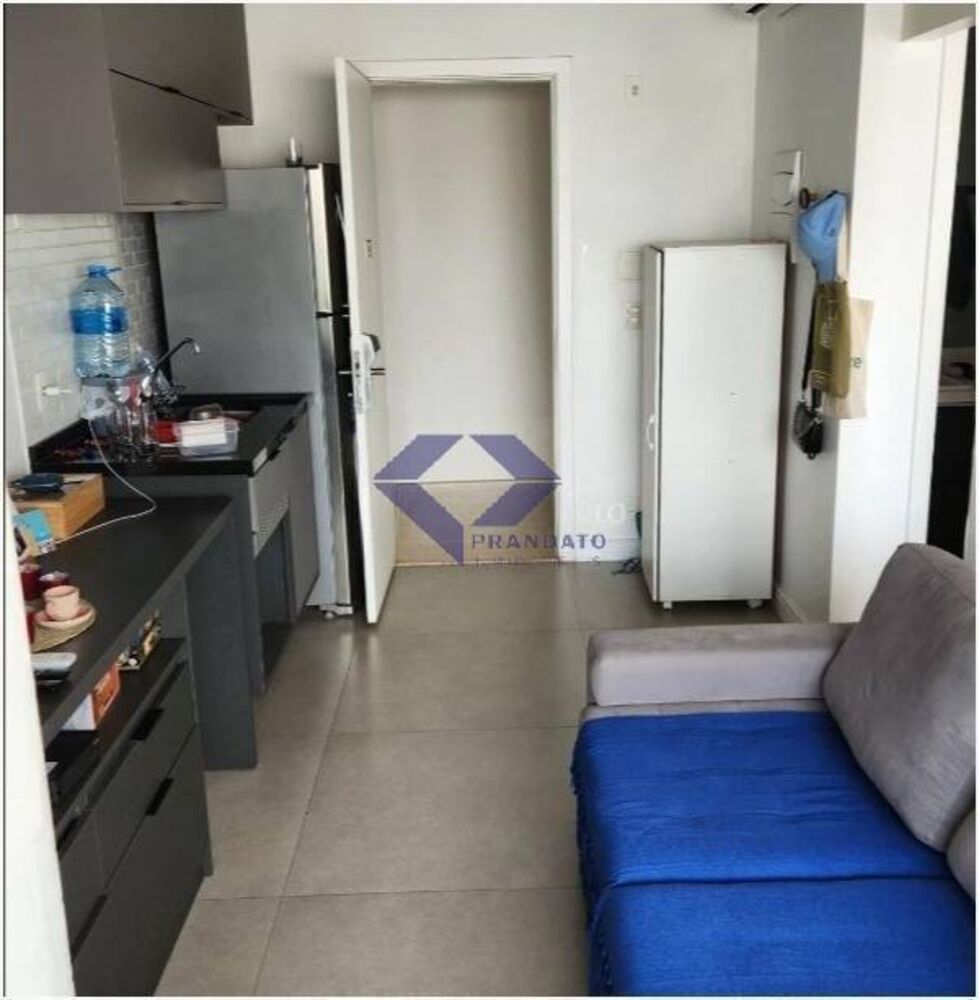 Apartamento à venda com 1 quarto, 33m² - Foto 2
