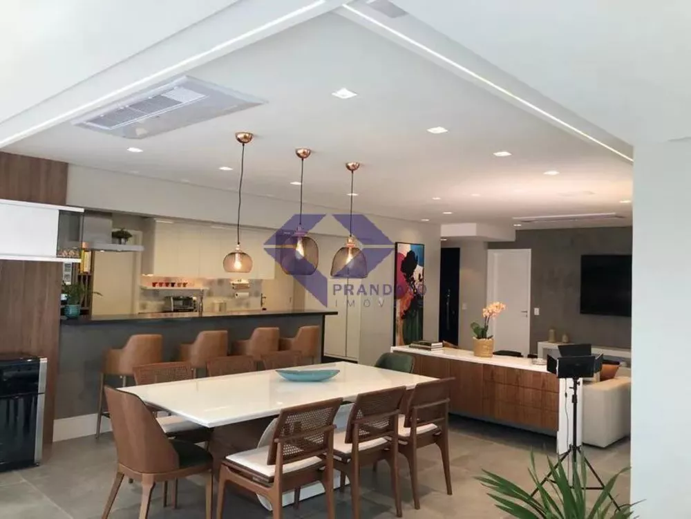 Apartamento à venda com 3 quartos, 211m² - Foto 3