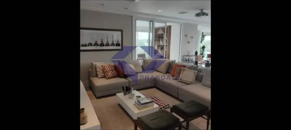 Apartamento, 3 quartos, 211 m² - Foto 1