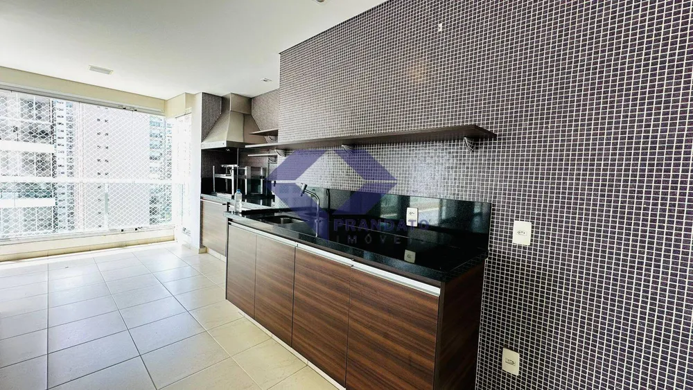 Apartamento, 3 quartos, 233 m² - Foto 1