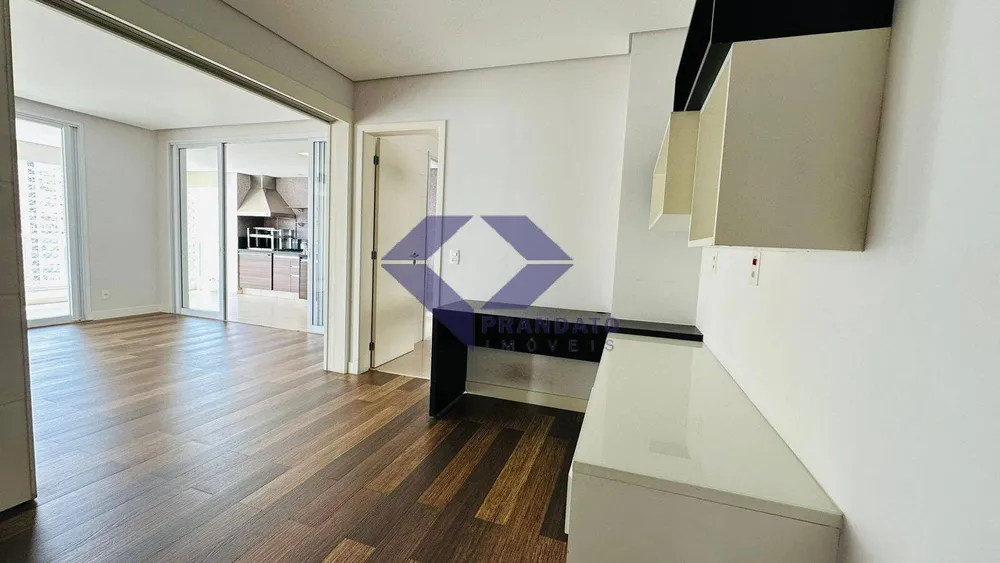 Apartamento, 3 quartos, 233 m² - Foto 4