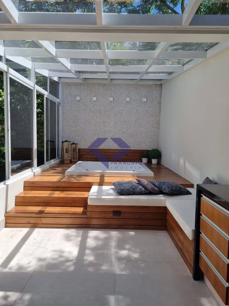 Sobrado, 3 quartos, 338 m² - Foto 2
