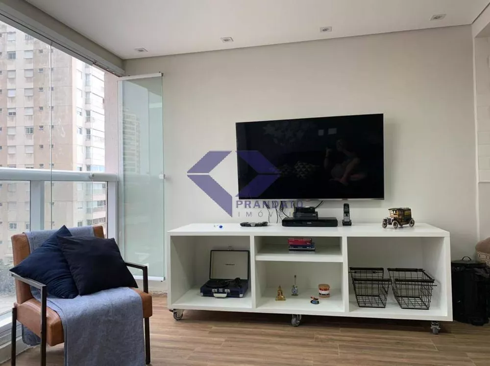 Apartamento à venda com 2 quartos, 70m² - Foto 4