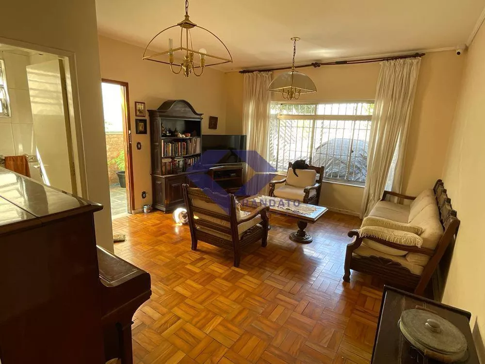 Sobrado à venda com 4 quartos, 192m² - Foto 2