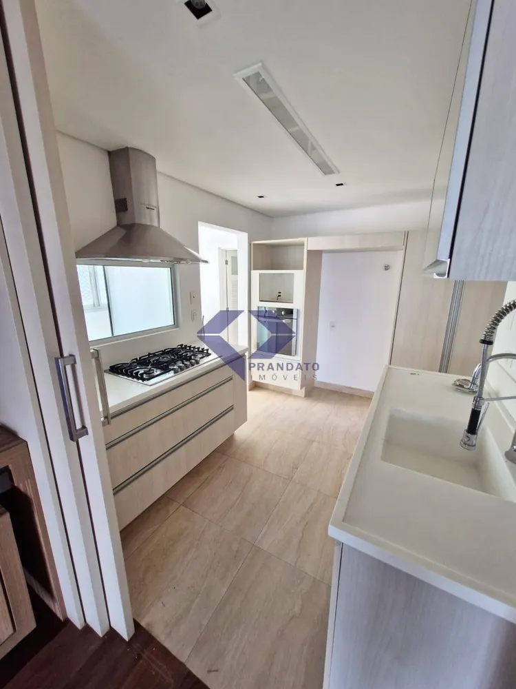 Apartamento, 3 quartos, 230 m² - Foto 4