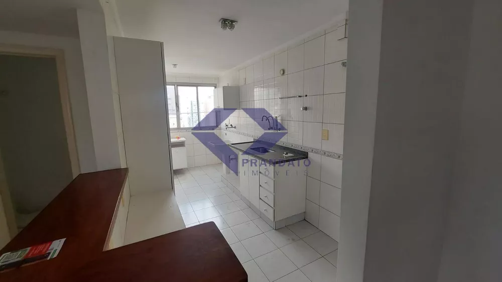 Apartamento à venda com 2 quartos, 65m² - Foto 3