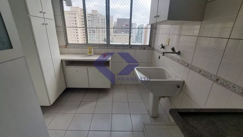 Apartamento à venda com 2 quartos, 65m² - Foto 4