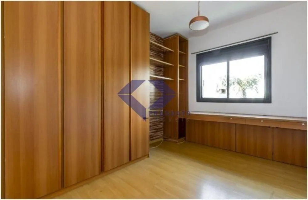 Apartamento, 4 quartos, 247 m² - Foto 2