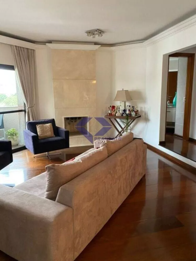 Apartamento à venda com 4 quartos, 156m² - Foto 2