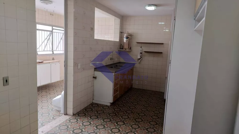 Apartamento à venda com 4 quartos, 215m² - Foto 5