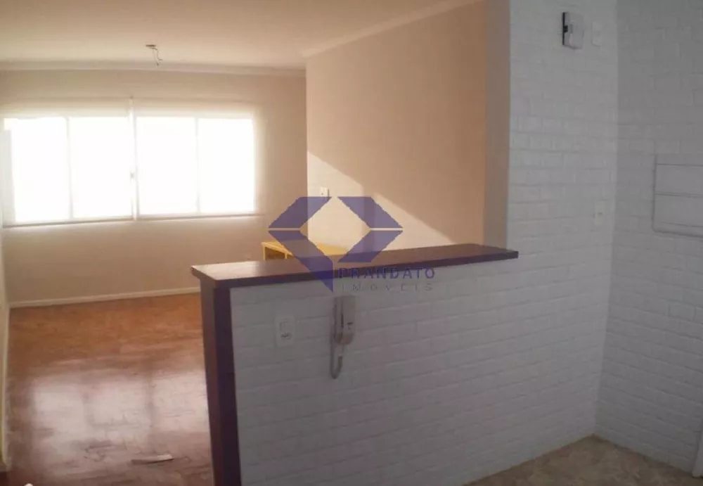 Apartamento à venda com 2 quartos, 77m² - Foto 2