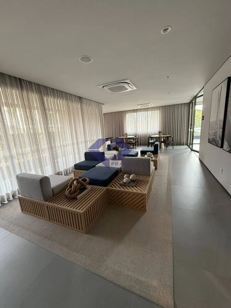 Apartamento, 3 quartos, 210 m² - Foto 2