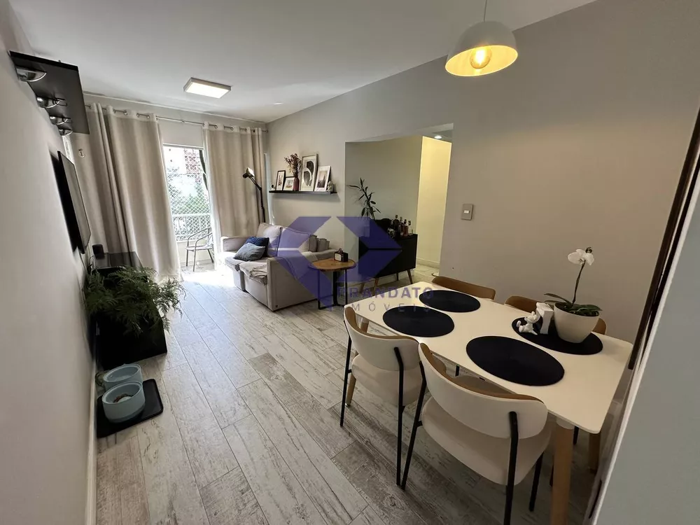 Apartamento à venda com 2 quartos, 64m² - Foto 2