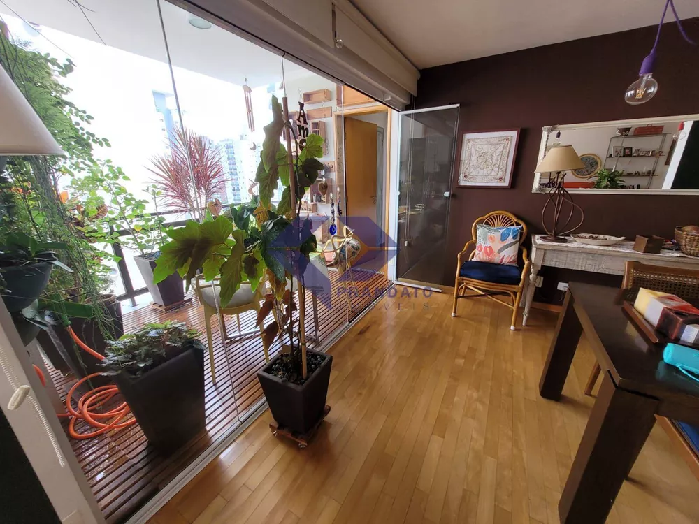 Apartamento à venda com 2 quartos, 125m² - Foto 4