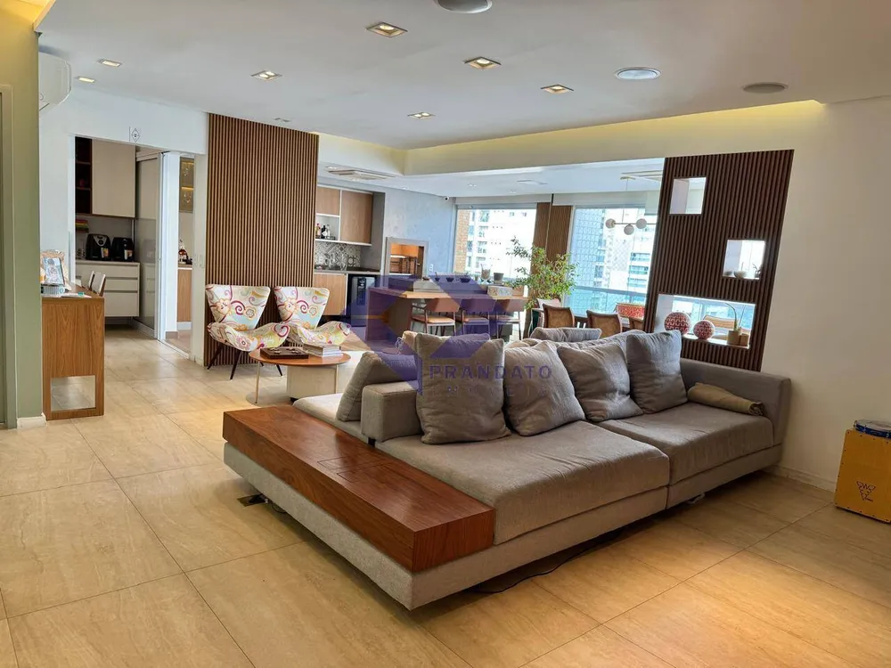 Apartamento, 3 quartos, 194 m² - Foto 1