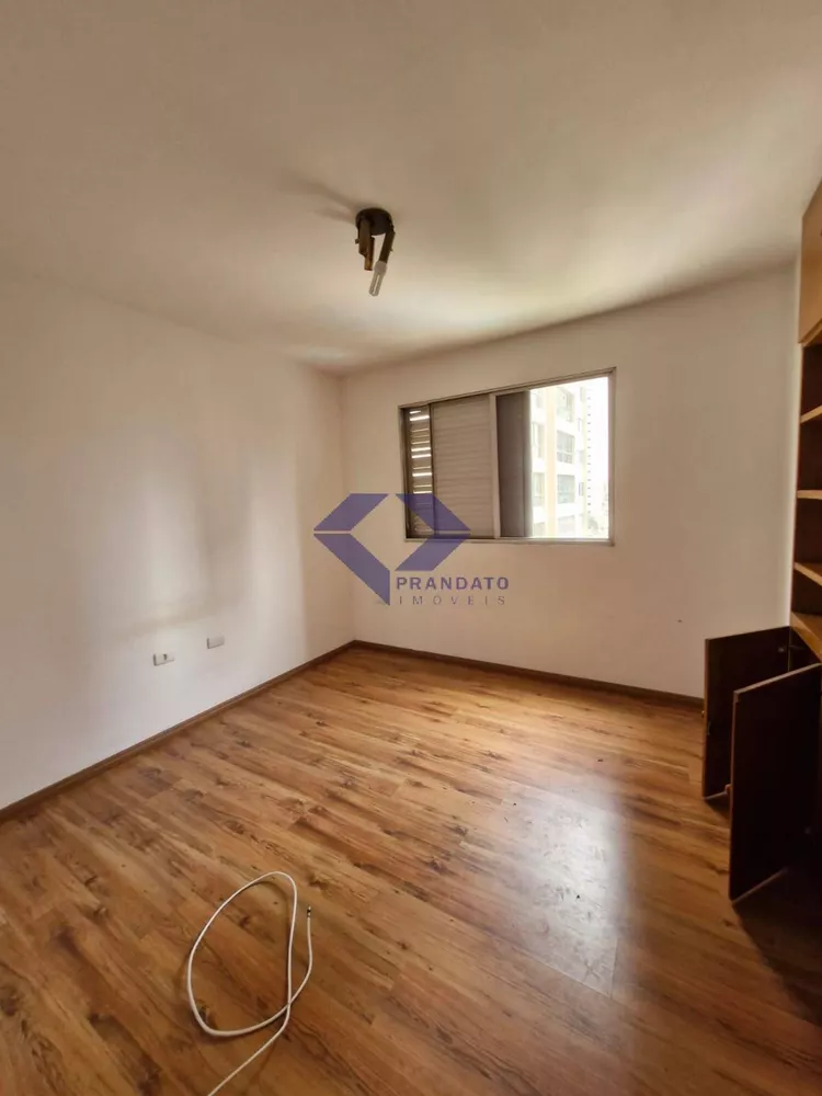 Apartamento à venda com 3 quartos, 122m² - Foto 2