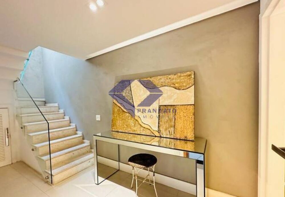 Sobrado, 4 quartos, 310 m² - Foto 2