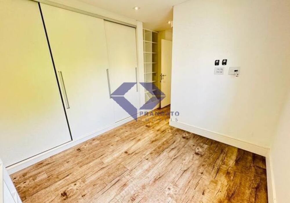 Sobrado, 4 quartos, 310 m² - Foto 1