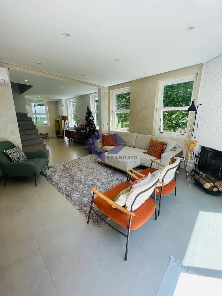 Casa, 3 quartos, 280 m² - Foto 1