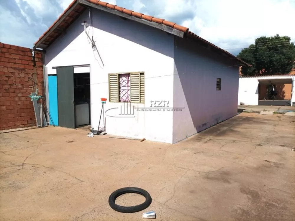 Casa à venda com 2 quartos, 89m² - Foto 2