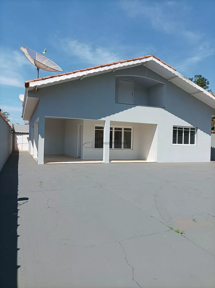 Casa, 7 quartos, 343 m² - Foto 2