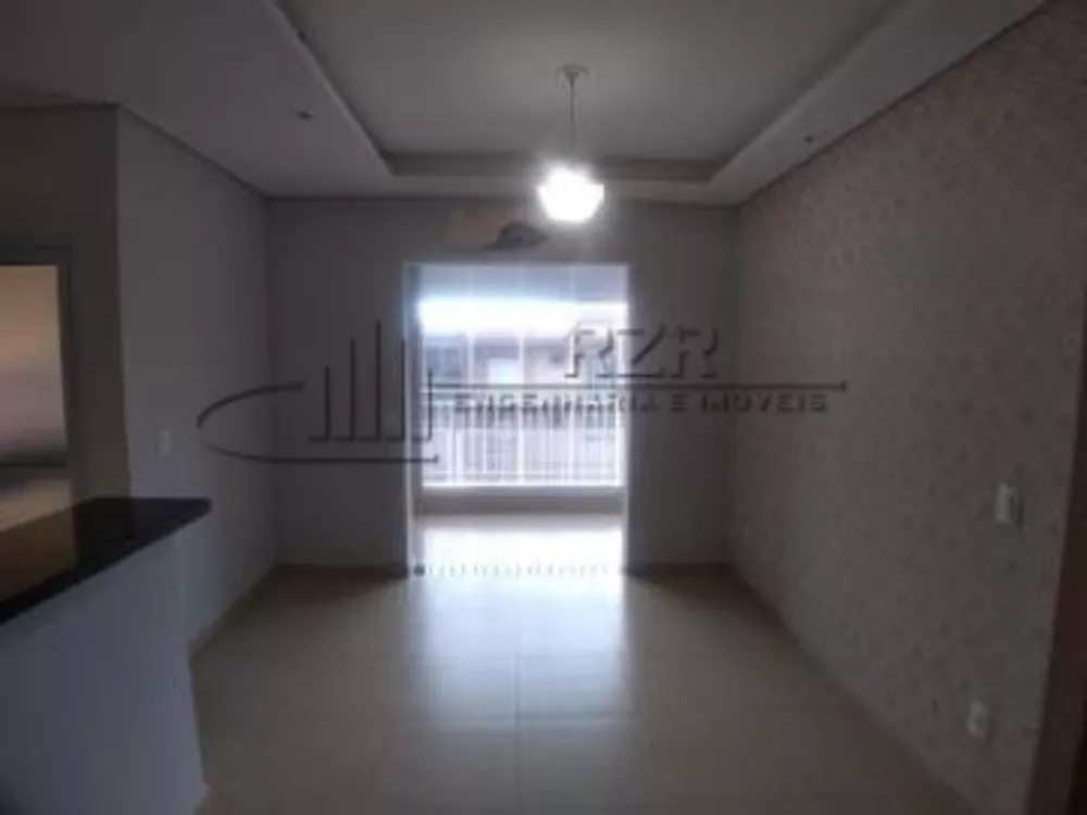 Apartamento à venda com 2 quartos, 65m² - Foto 1