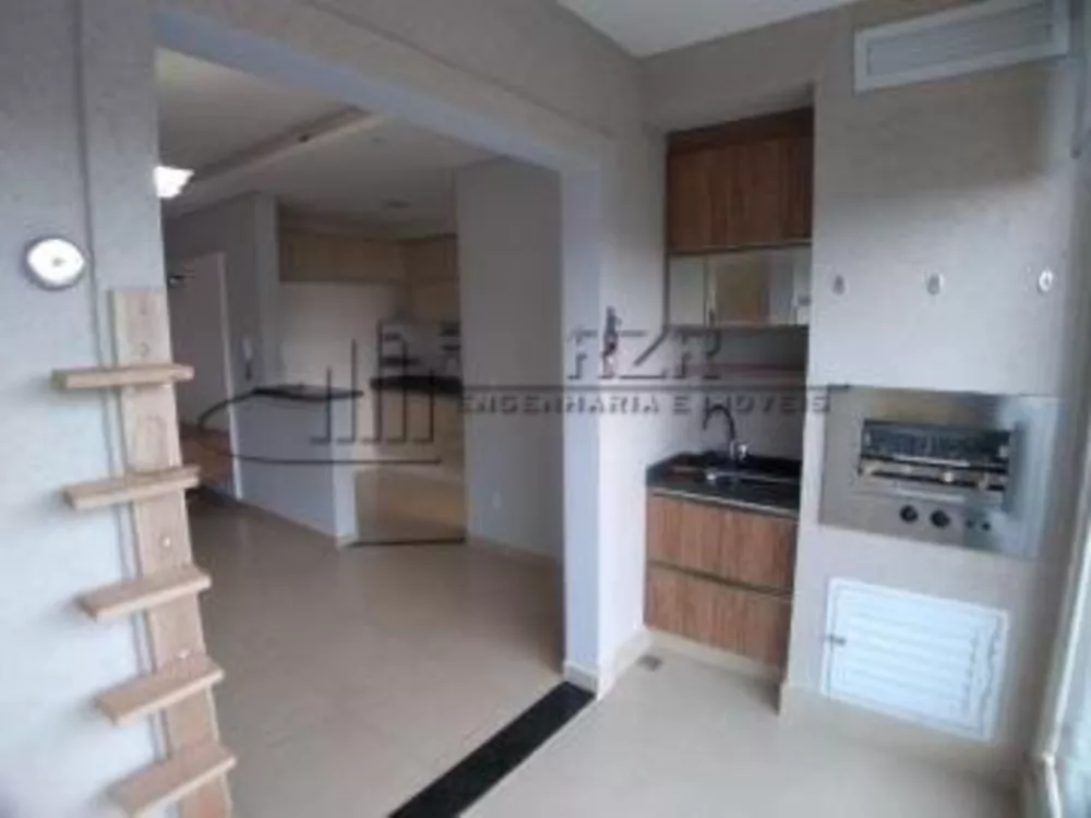 Apartamento à venda com 2 quartos, 65m² - Foto 2